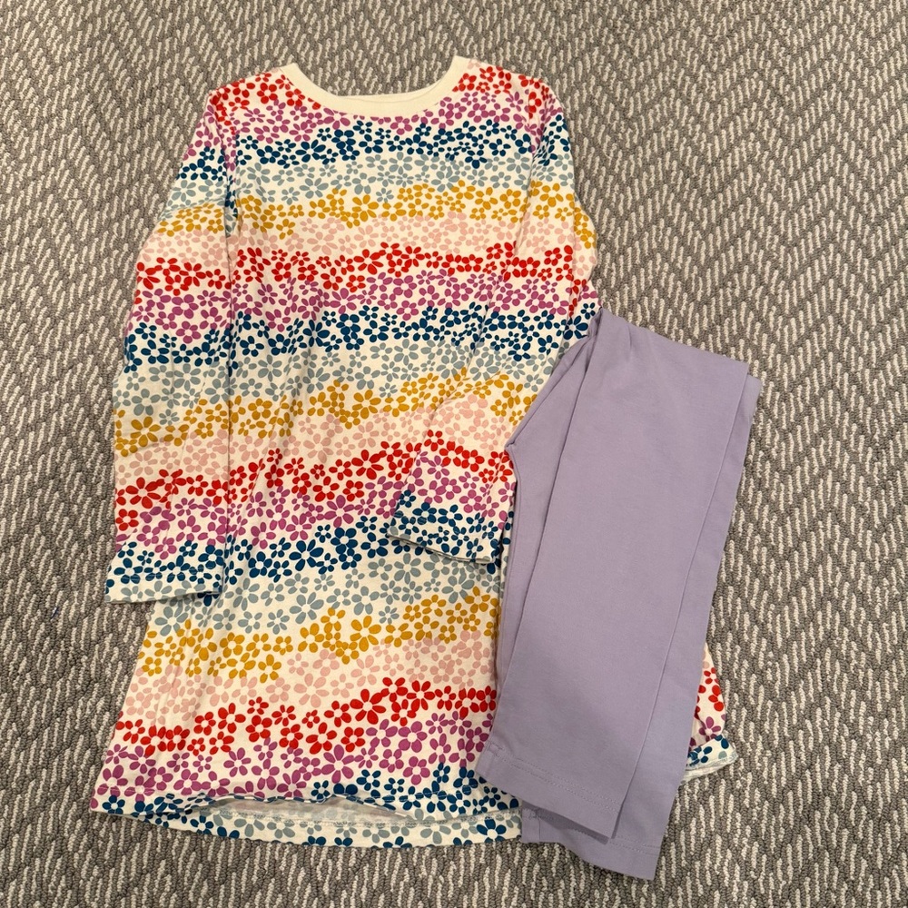 Hanna Andersson dress and leggings (size 130)